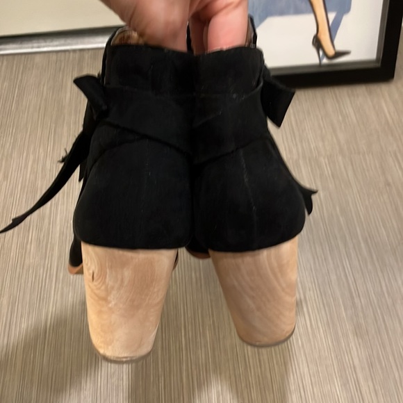 EUC Free People vegan suede heeled ankle booties In Black Color Size 10 - Picture 10 of 15